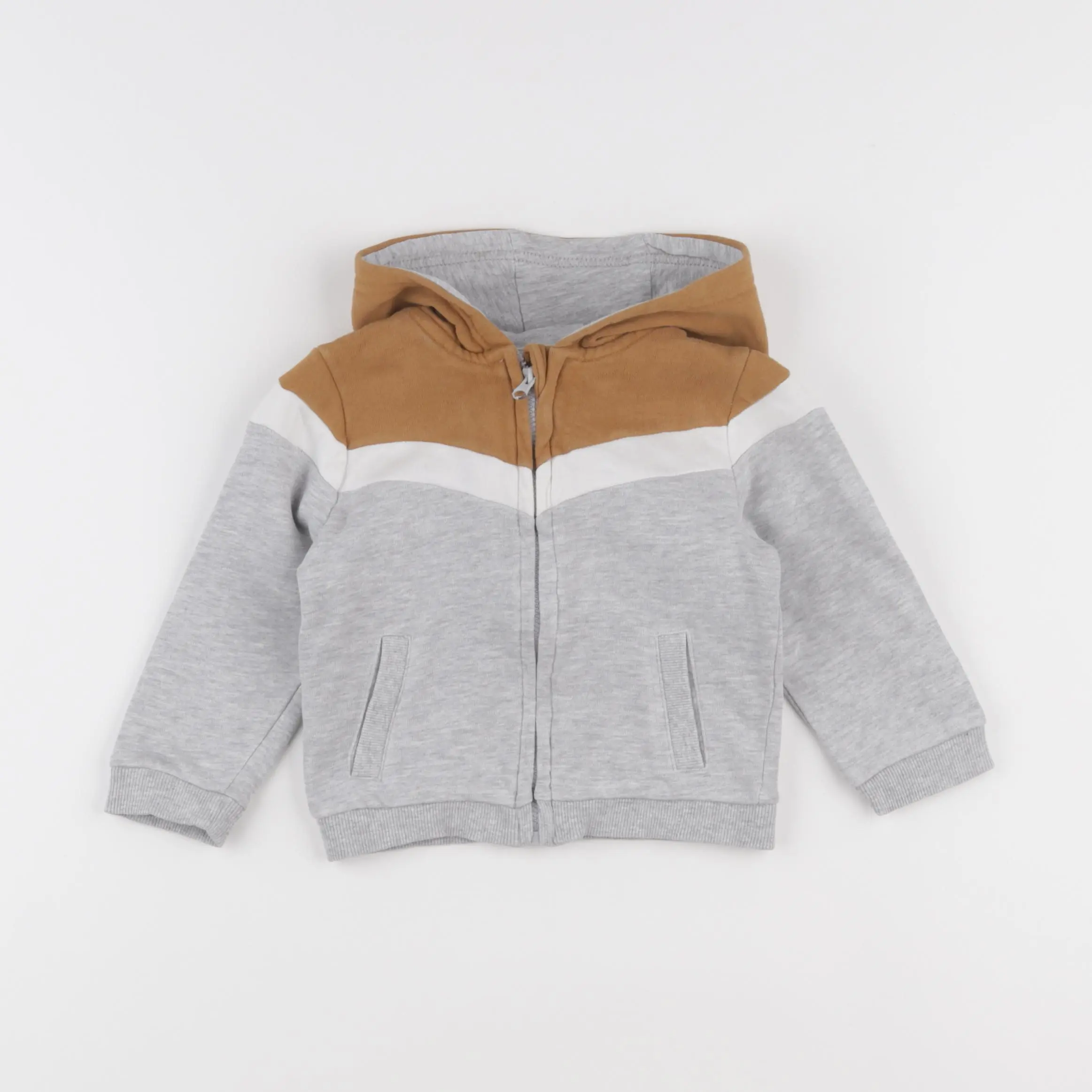 Sweat gris