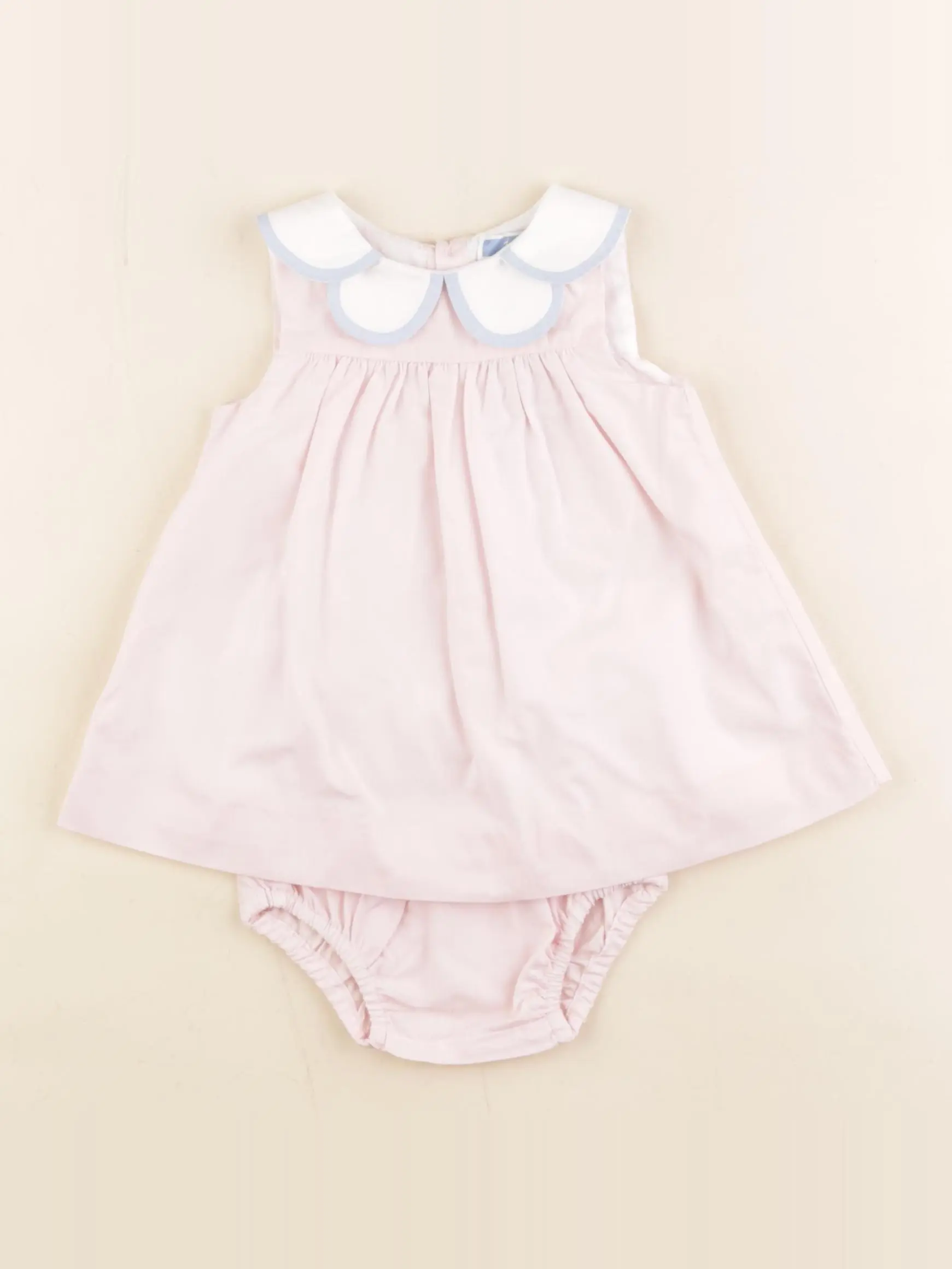 Robe rose
