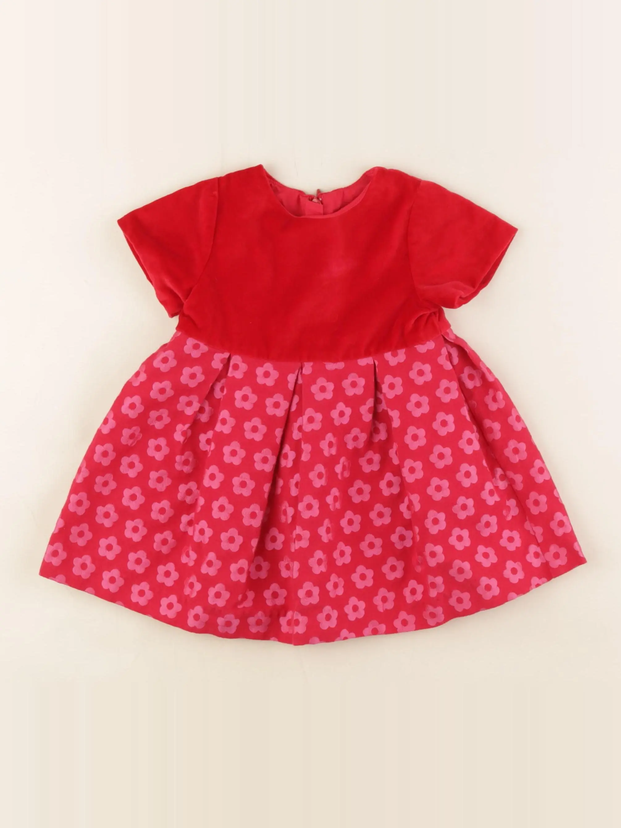 Robe rouge