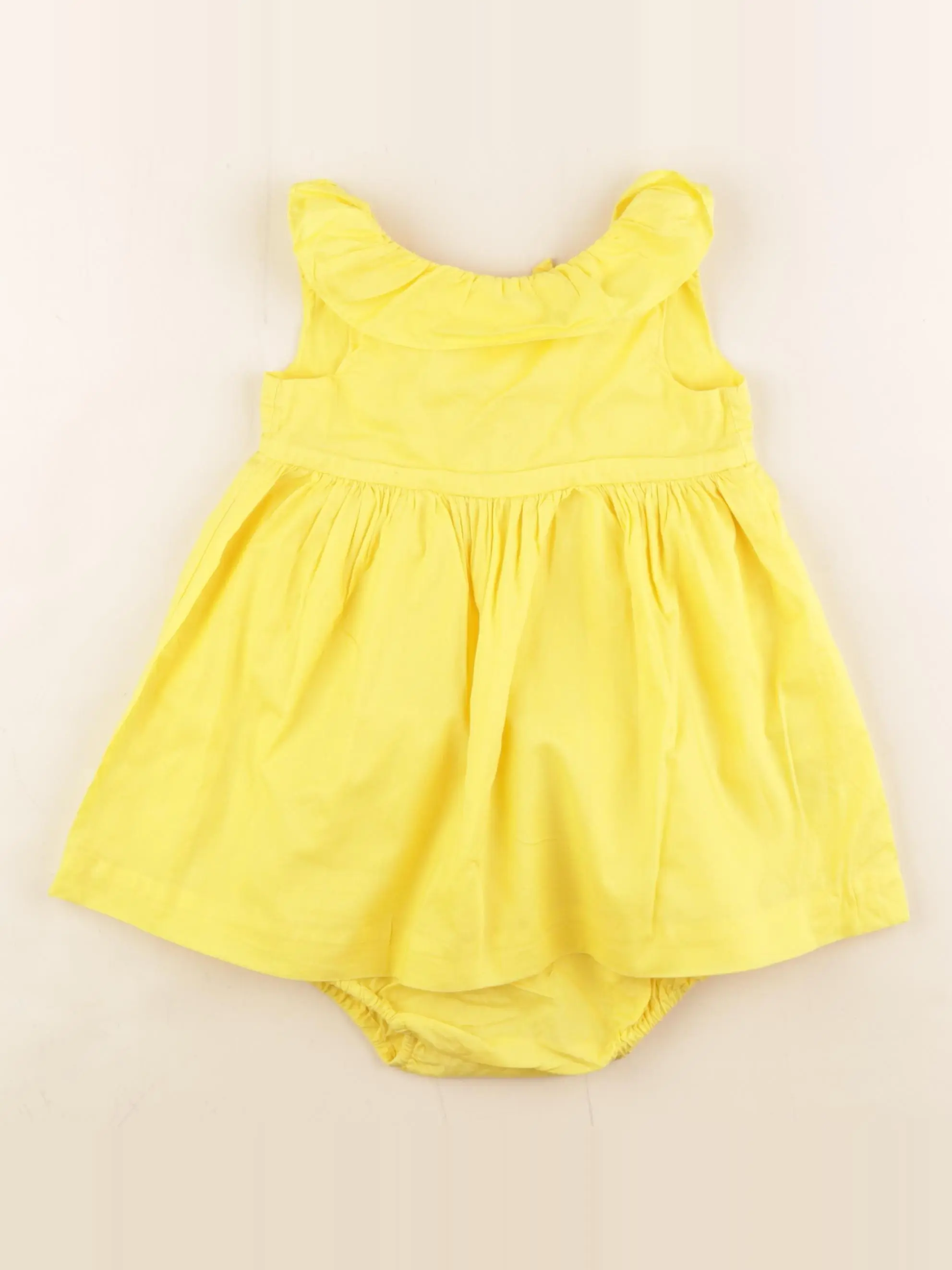 Robe jaune