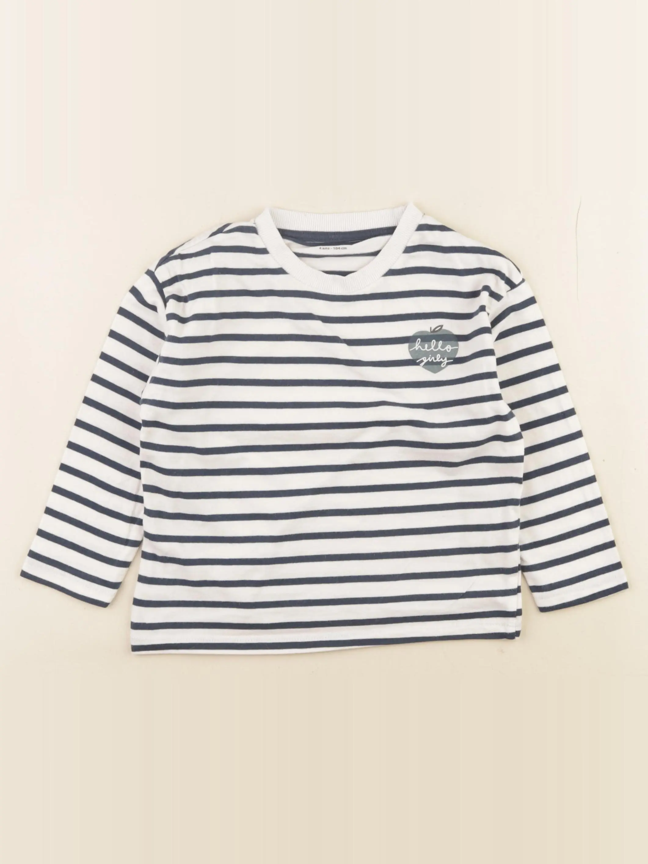 Tee-shirt blanc, bleu