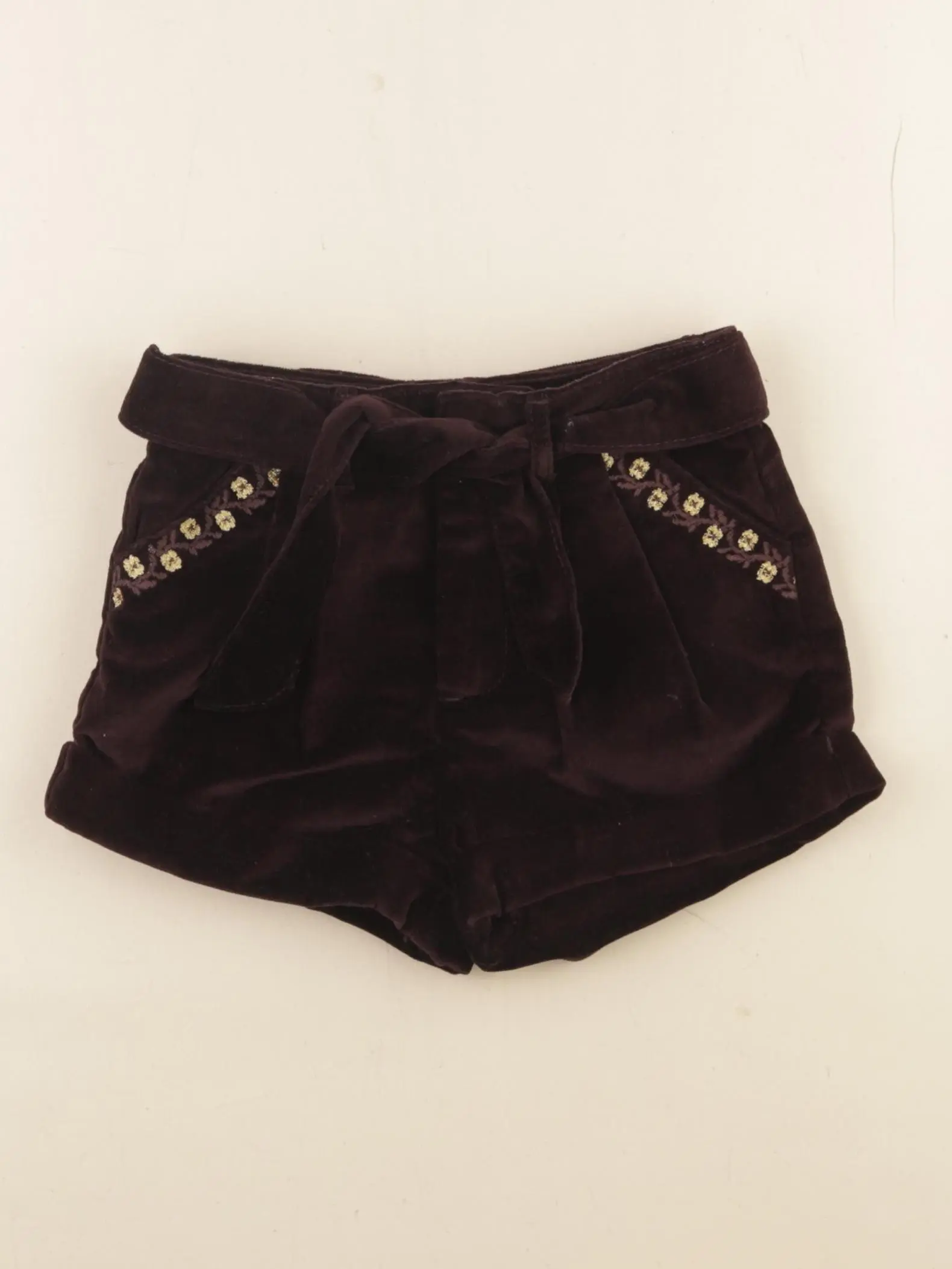 Short rouge