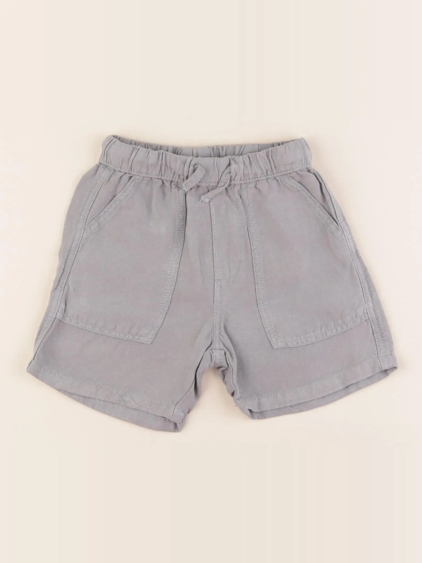 Short gris