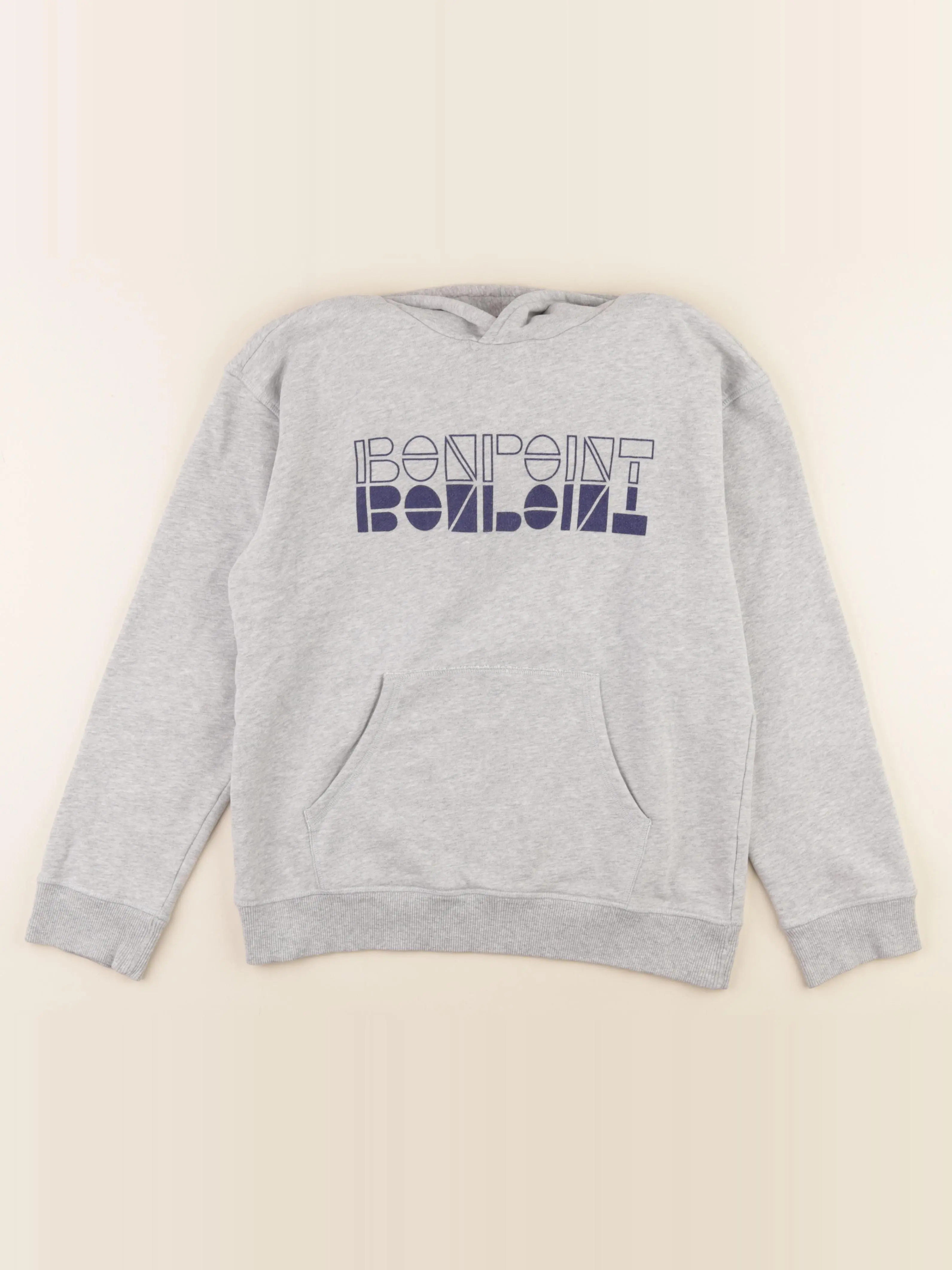 Sweat gris