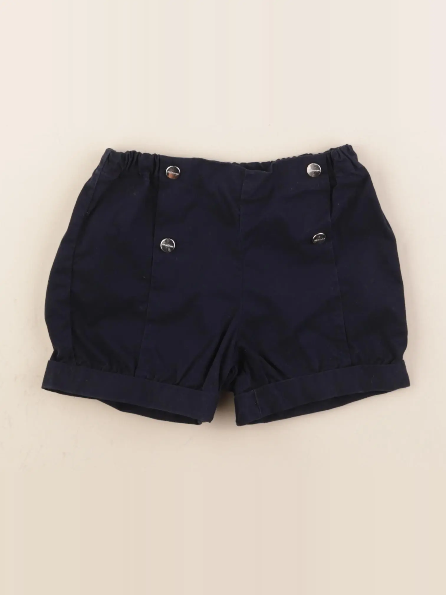 Short bleu