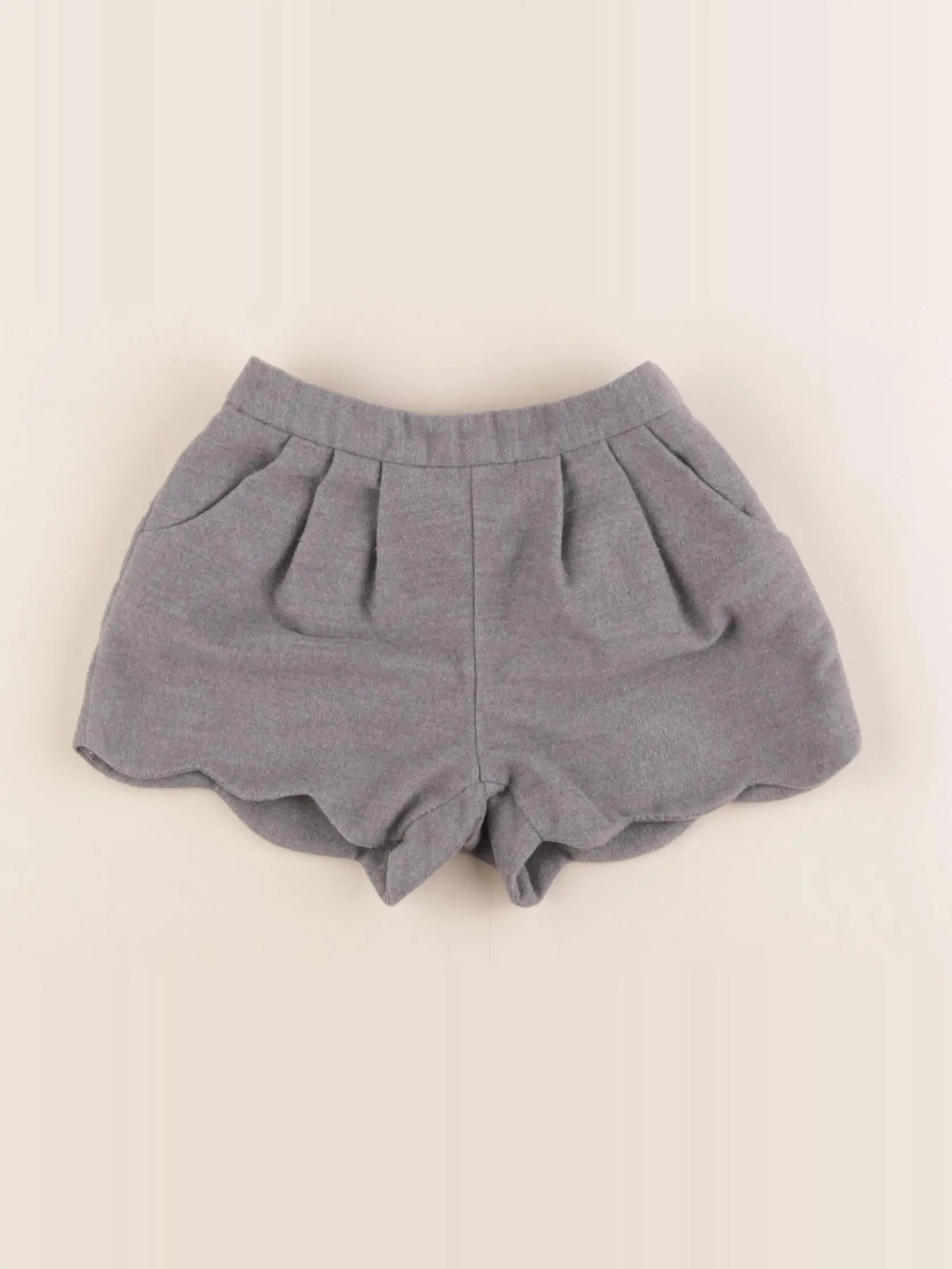Short gris