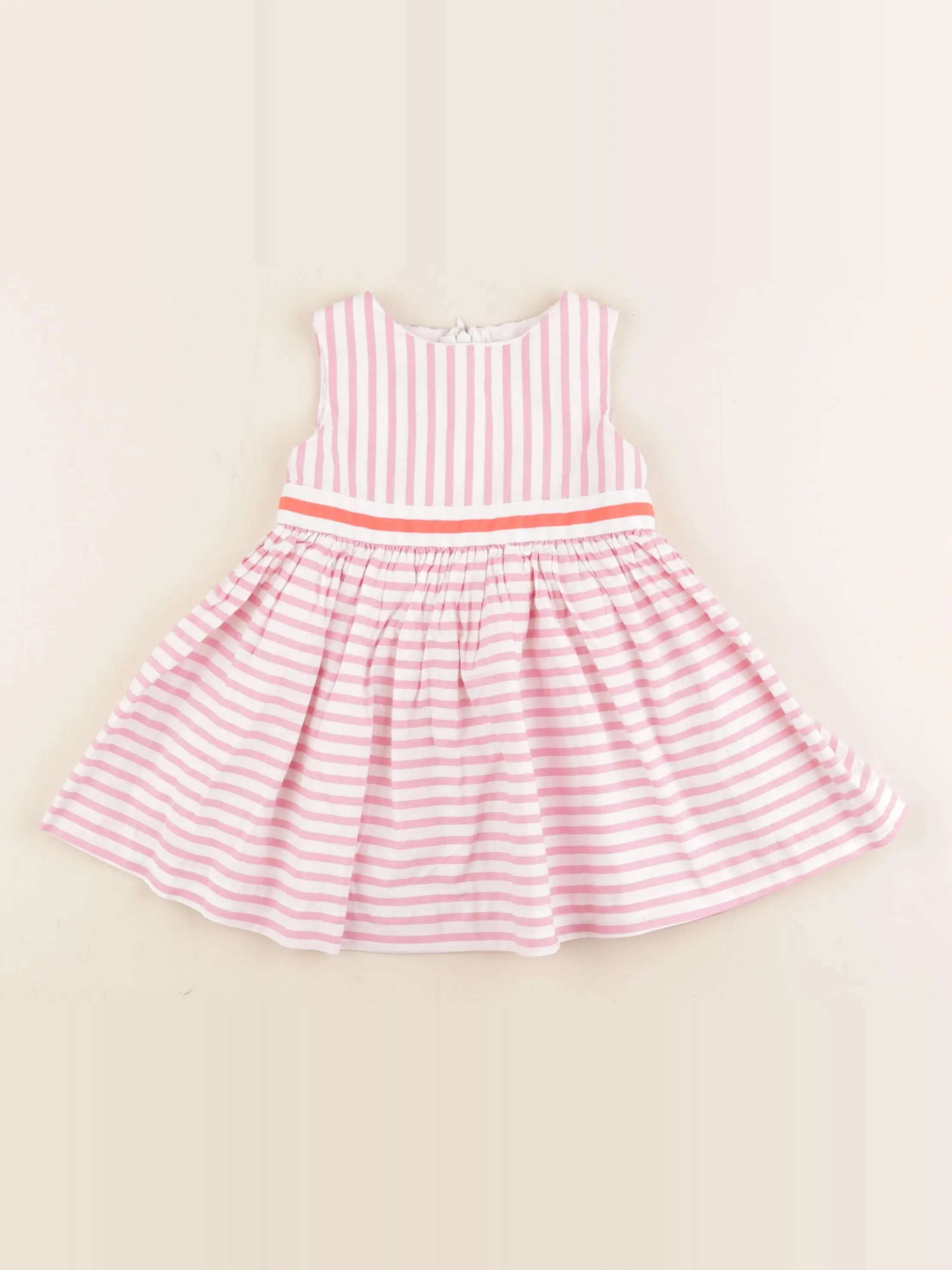 Robe rose