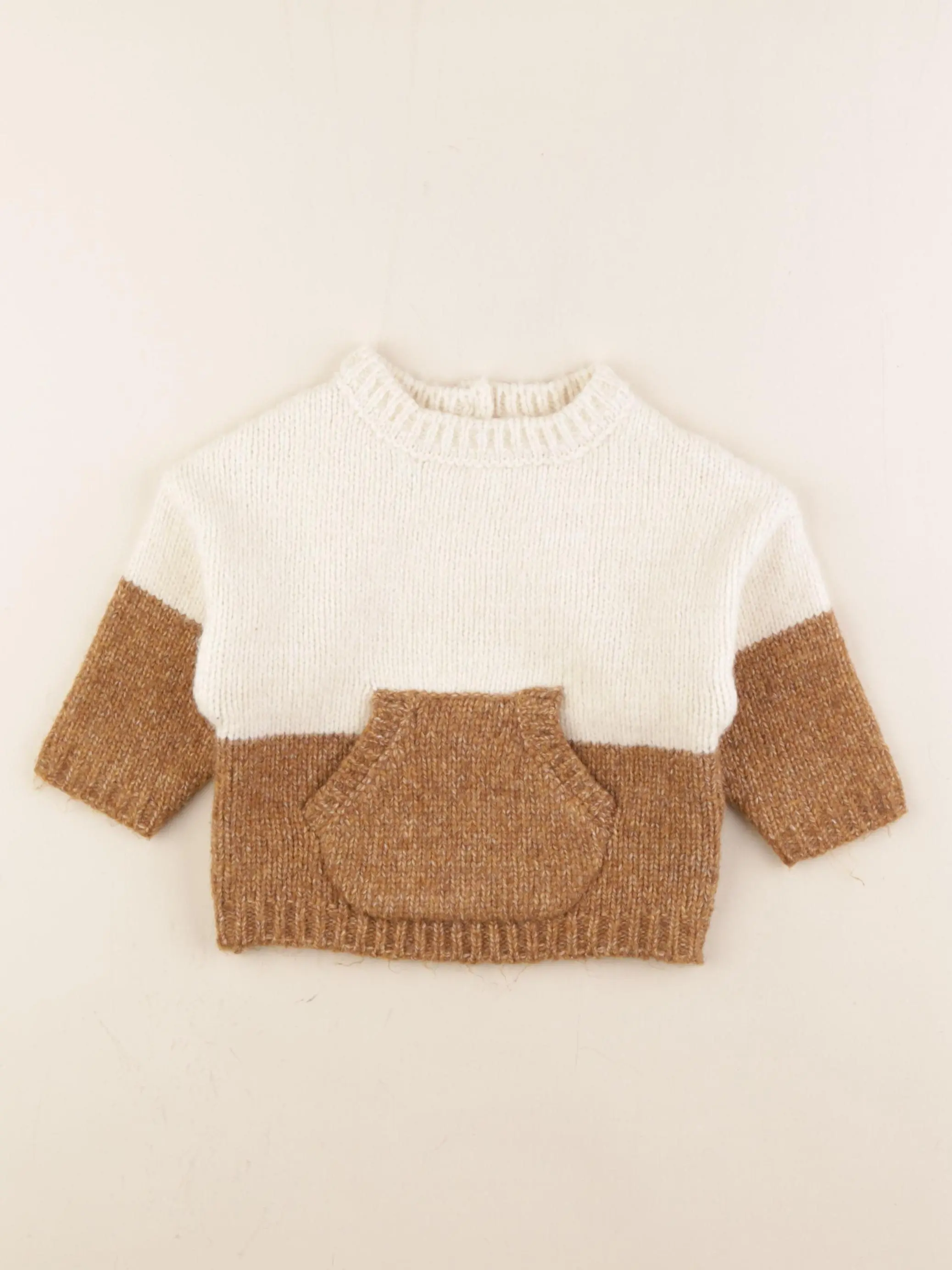 Pull blanc, marron