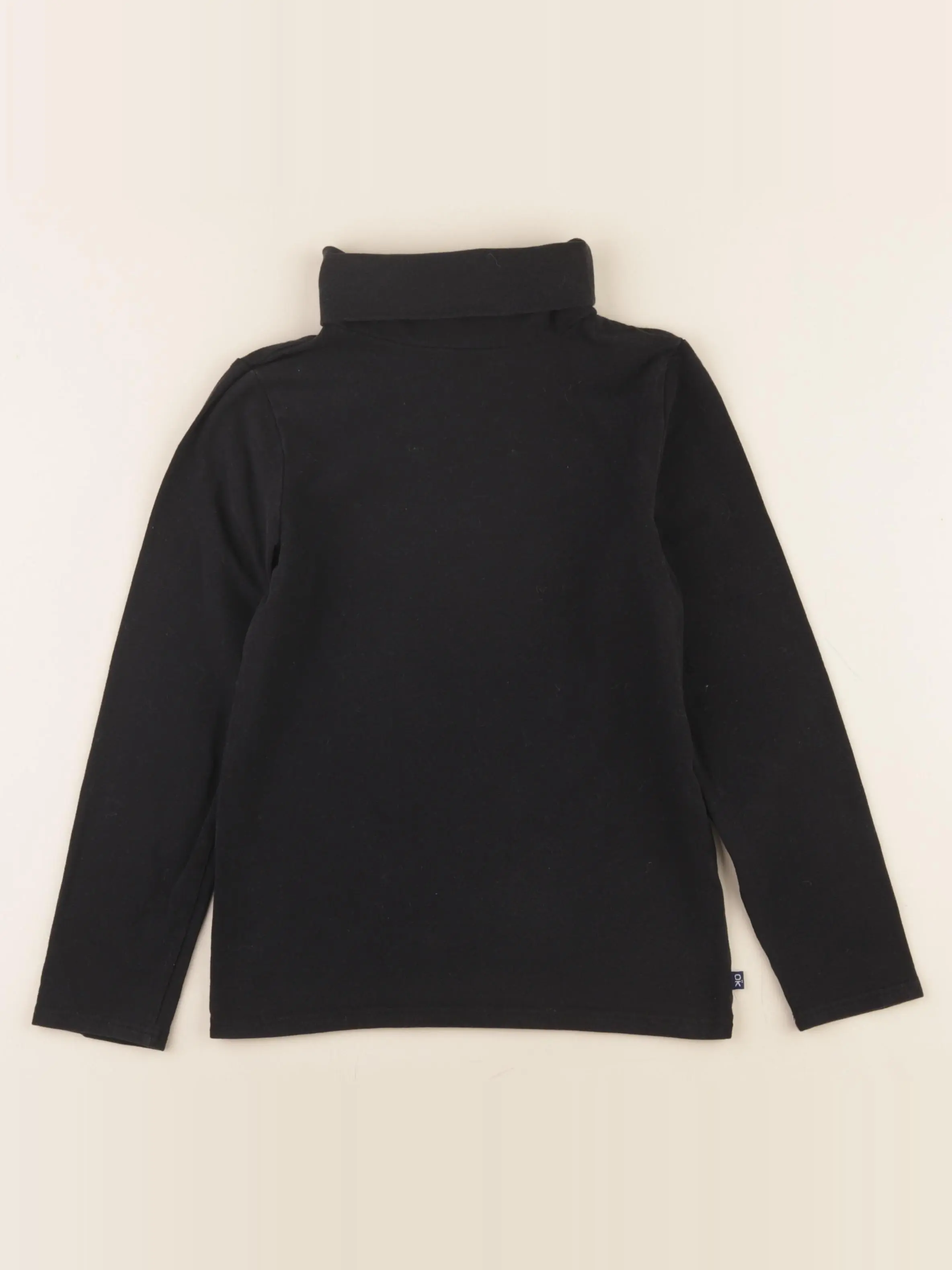 Sous-pull noir