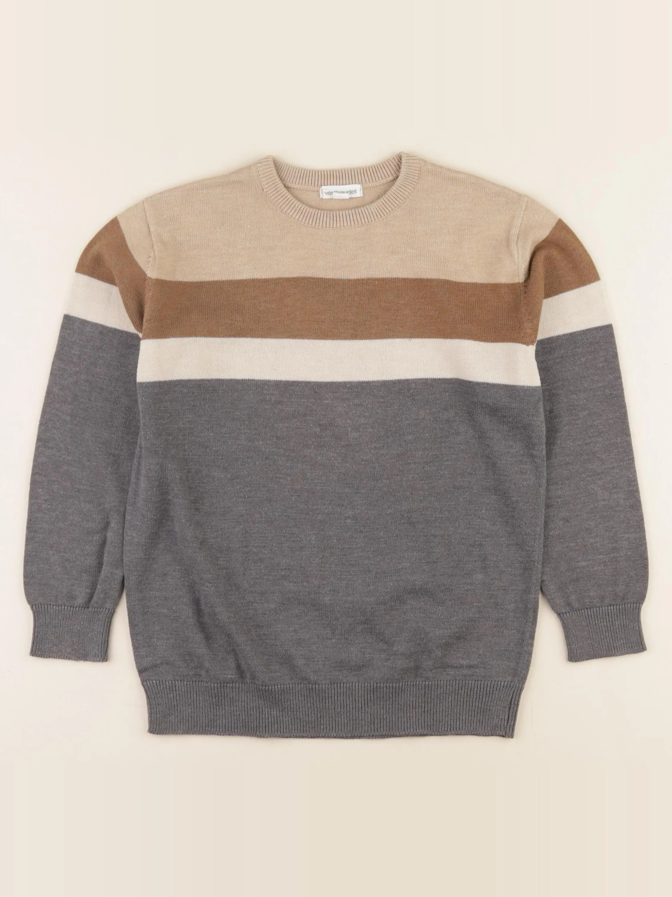 Pull gris, marron
