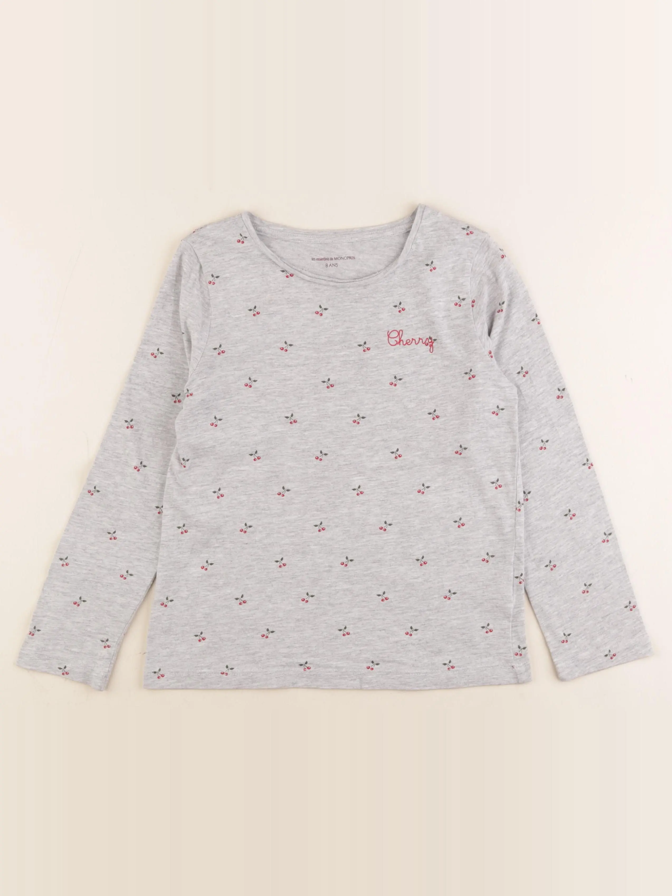Tee-shirt gris, rouge