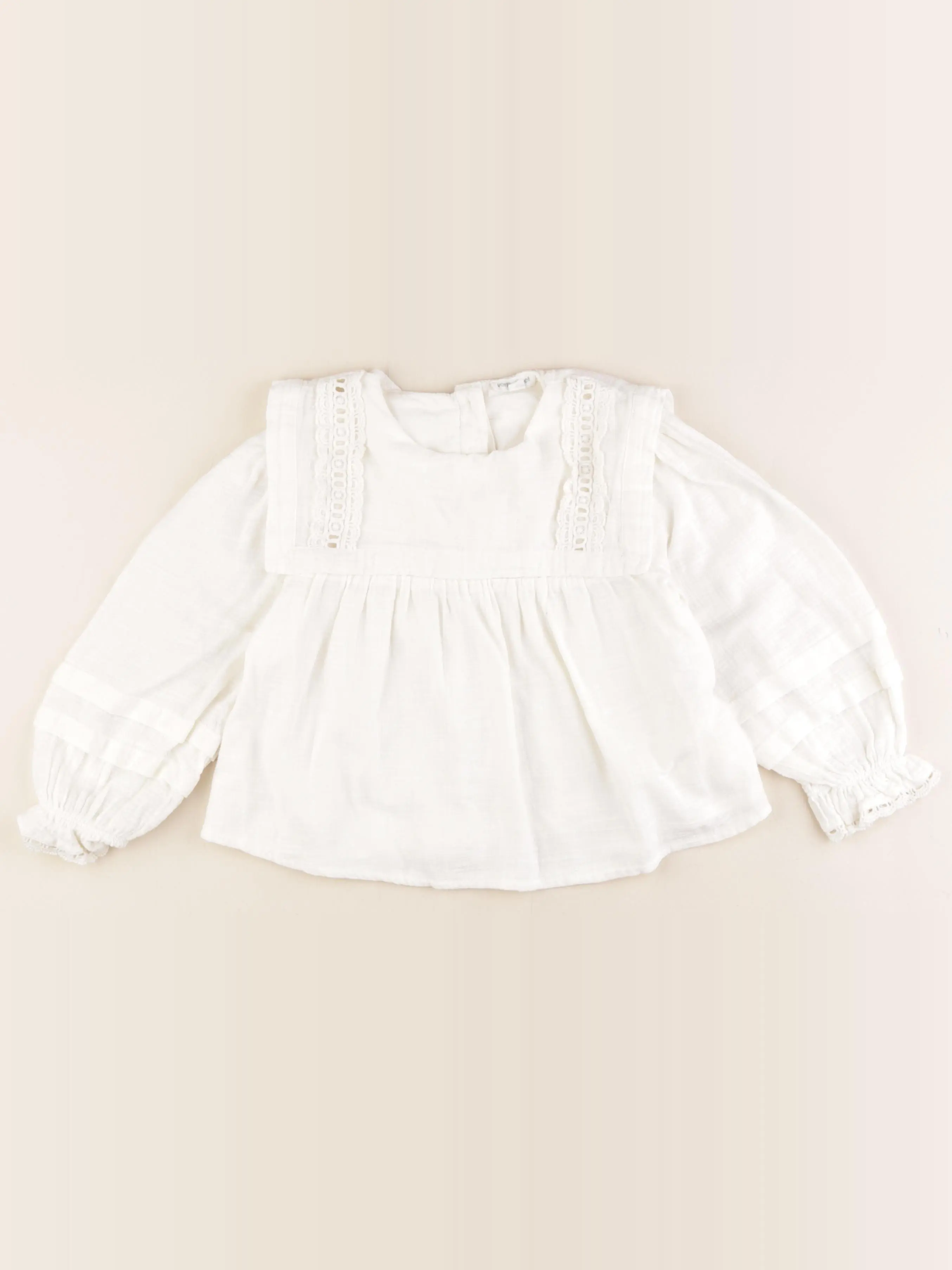 Blouse beige