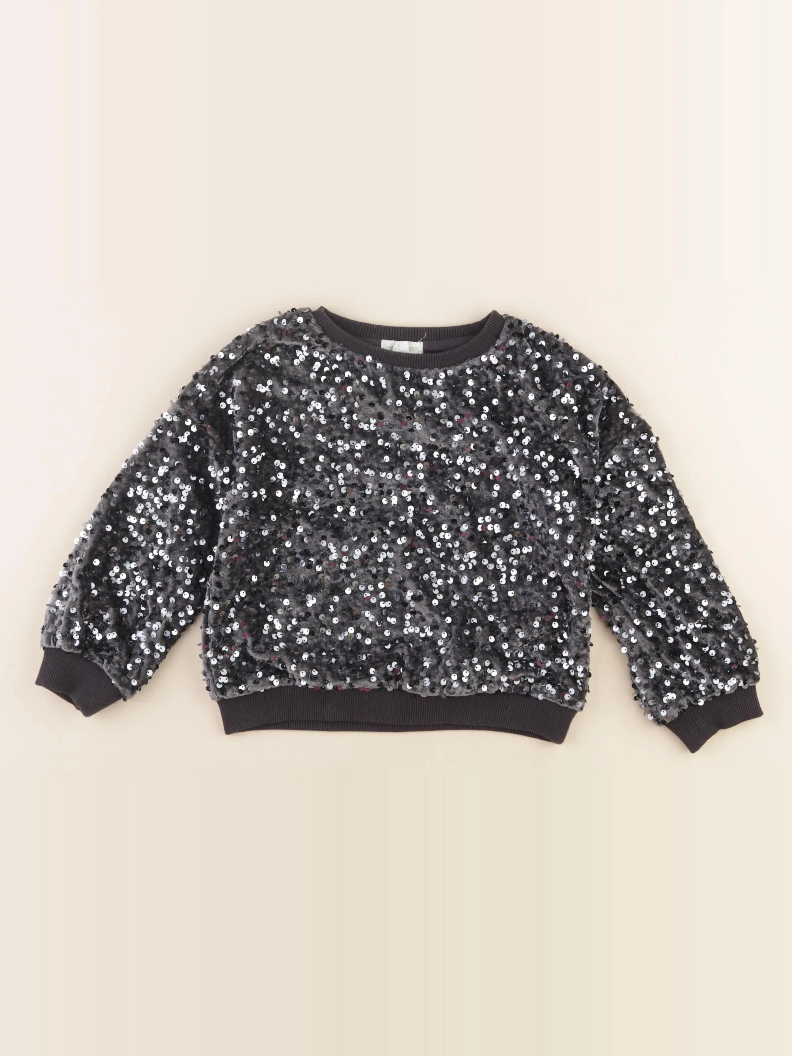 Sweat gris