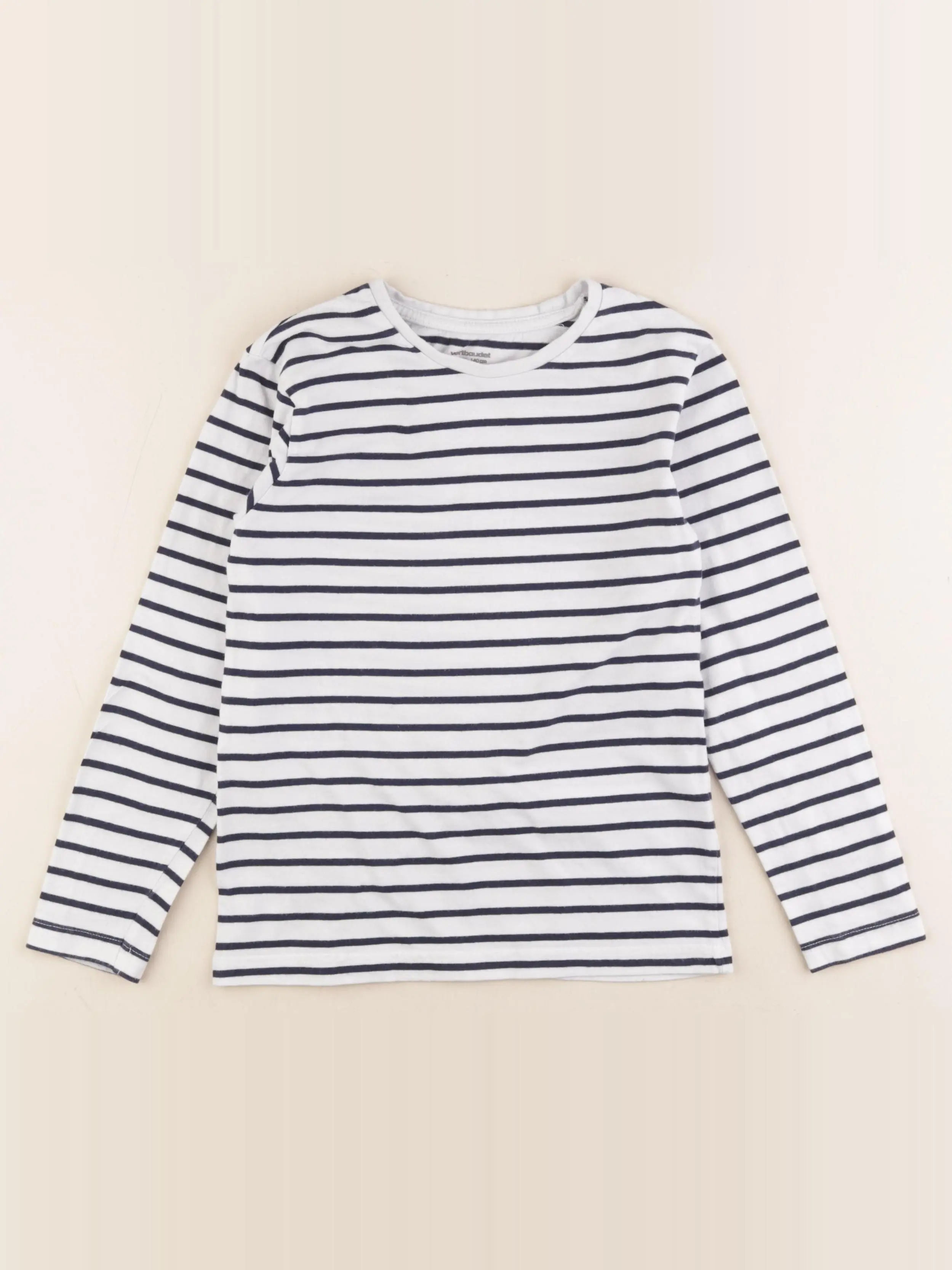 Tee-shirt blanc, bleu