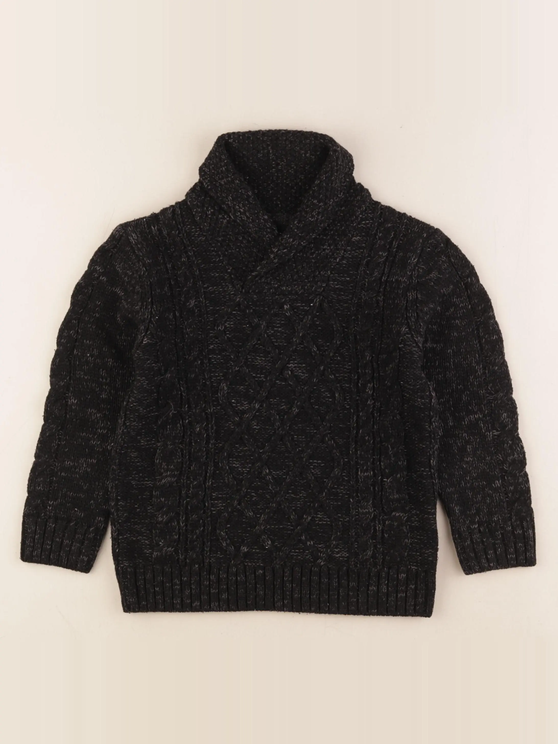 Pull noir