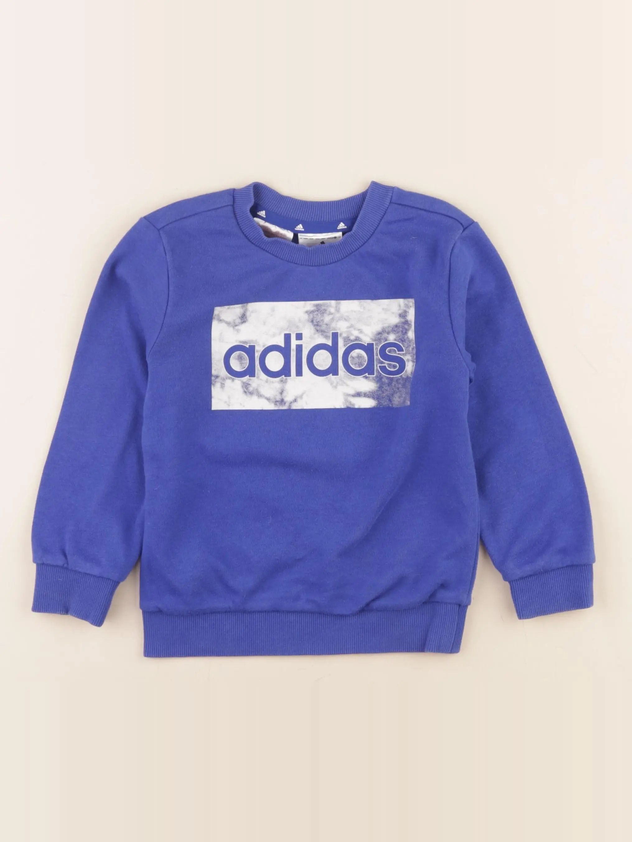 Sweat bleu