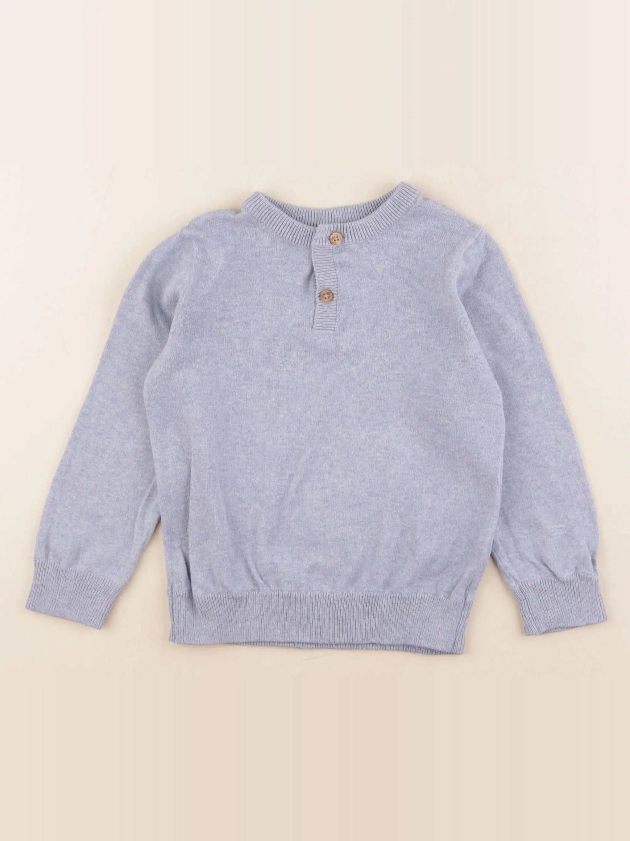 Pull bleu