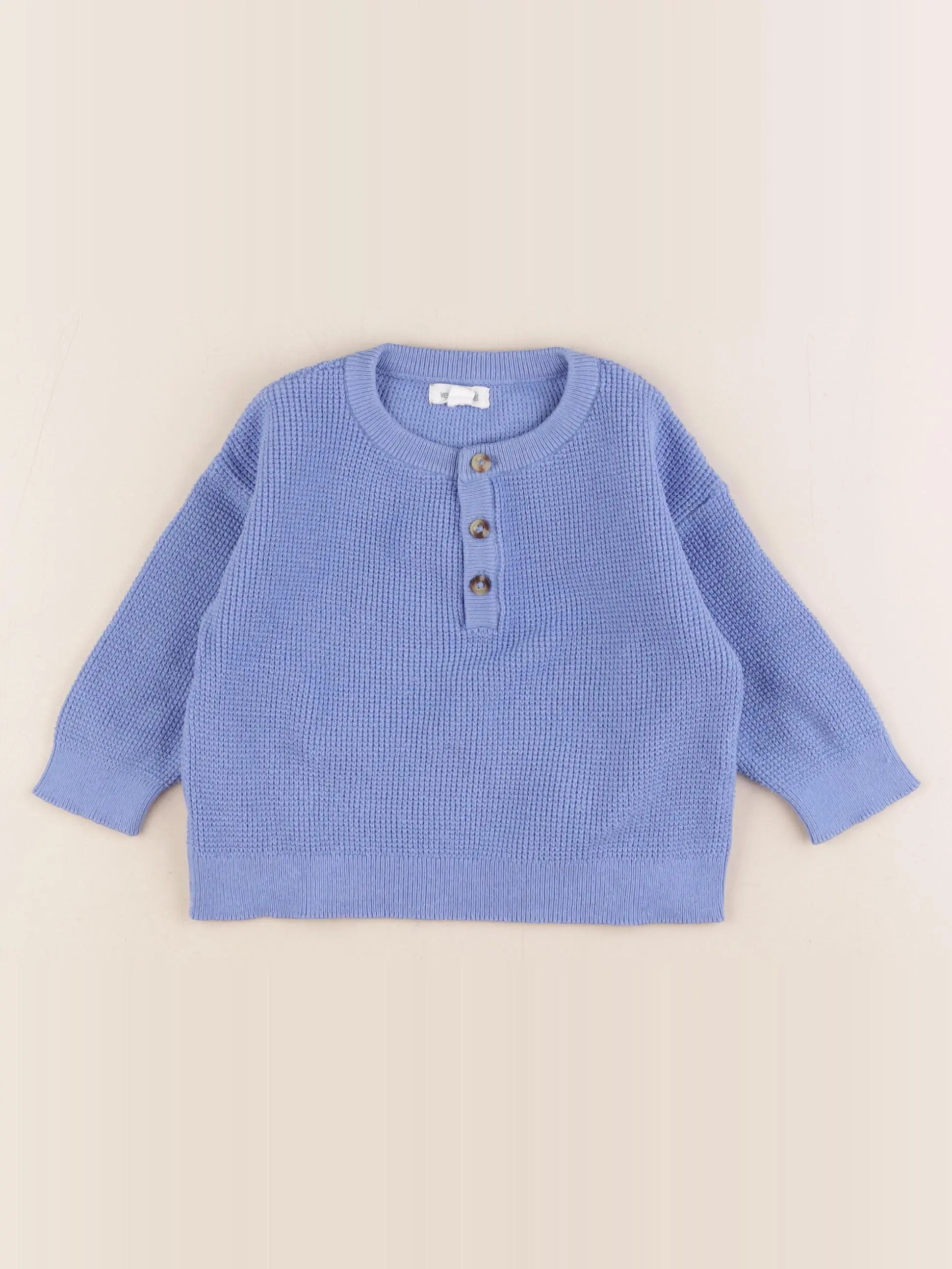 Pull bleu