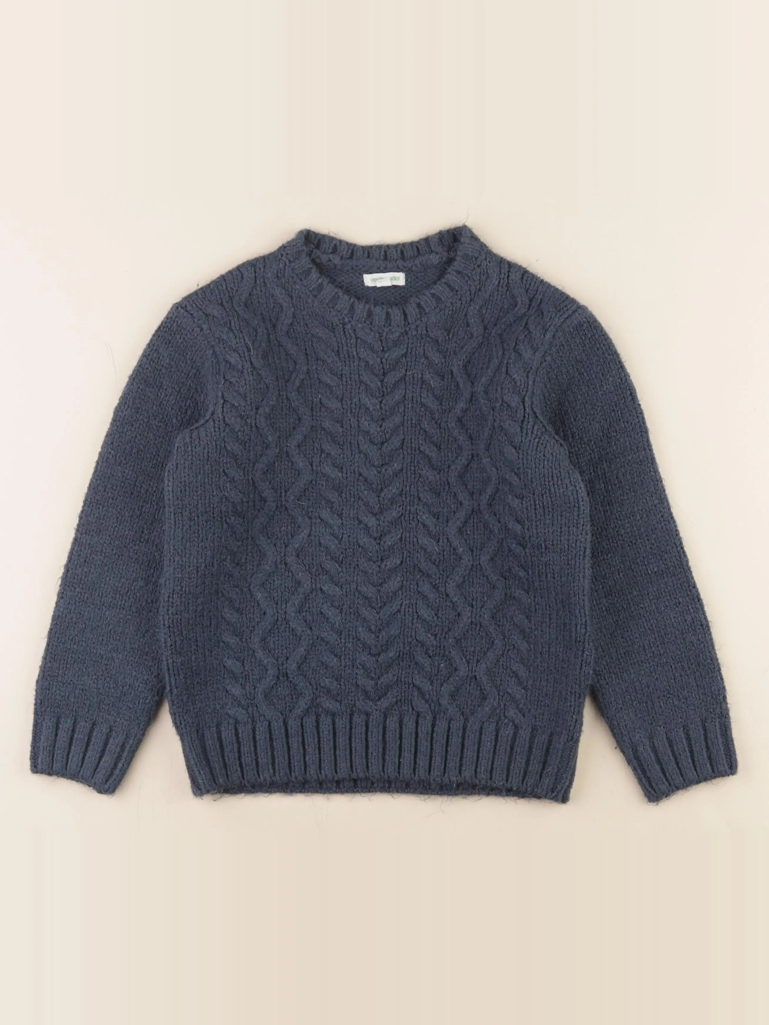 Pull bleu