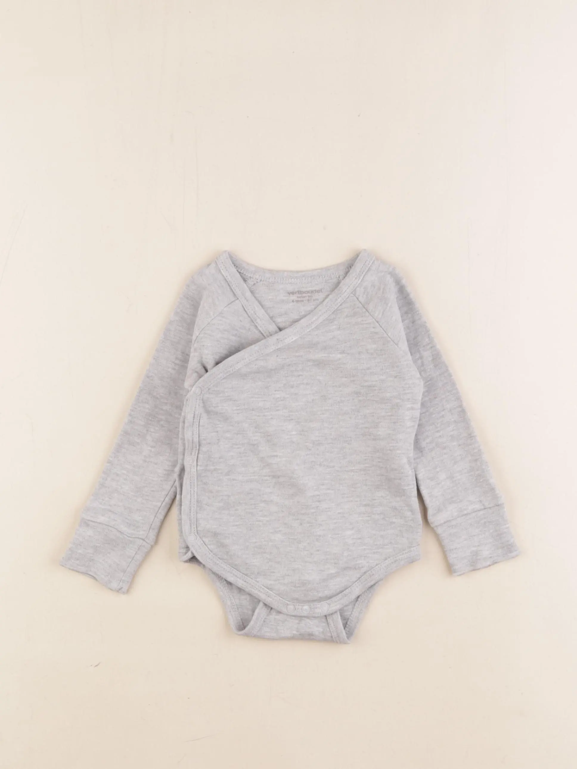 Body gris