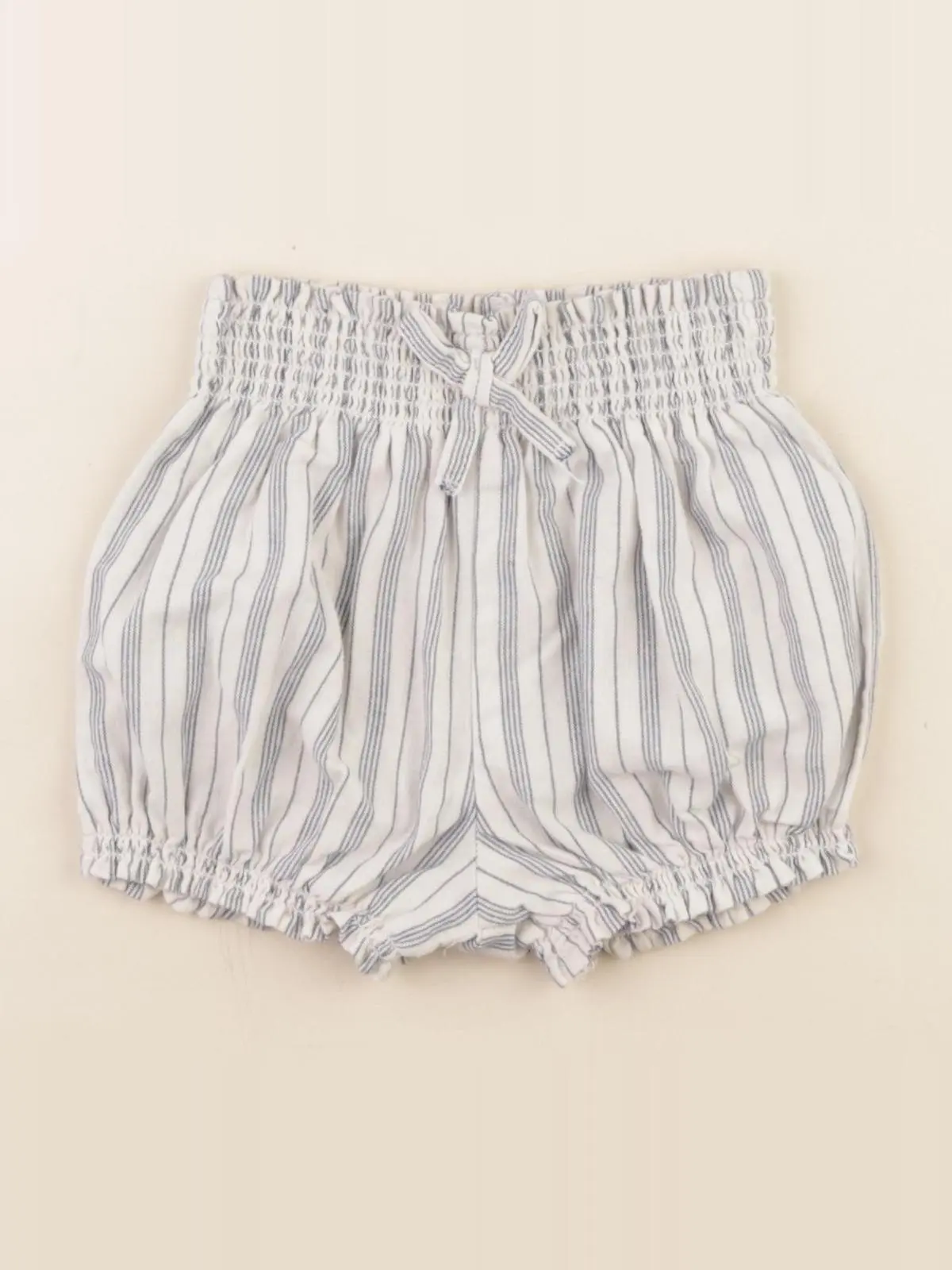 Short beige