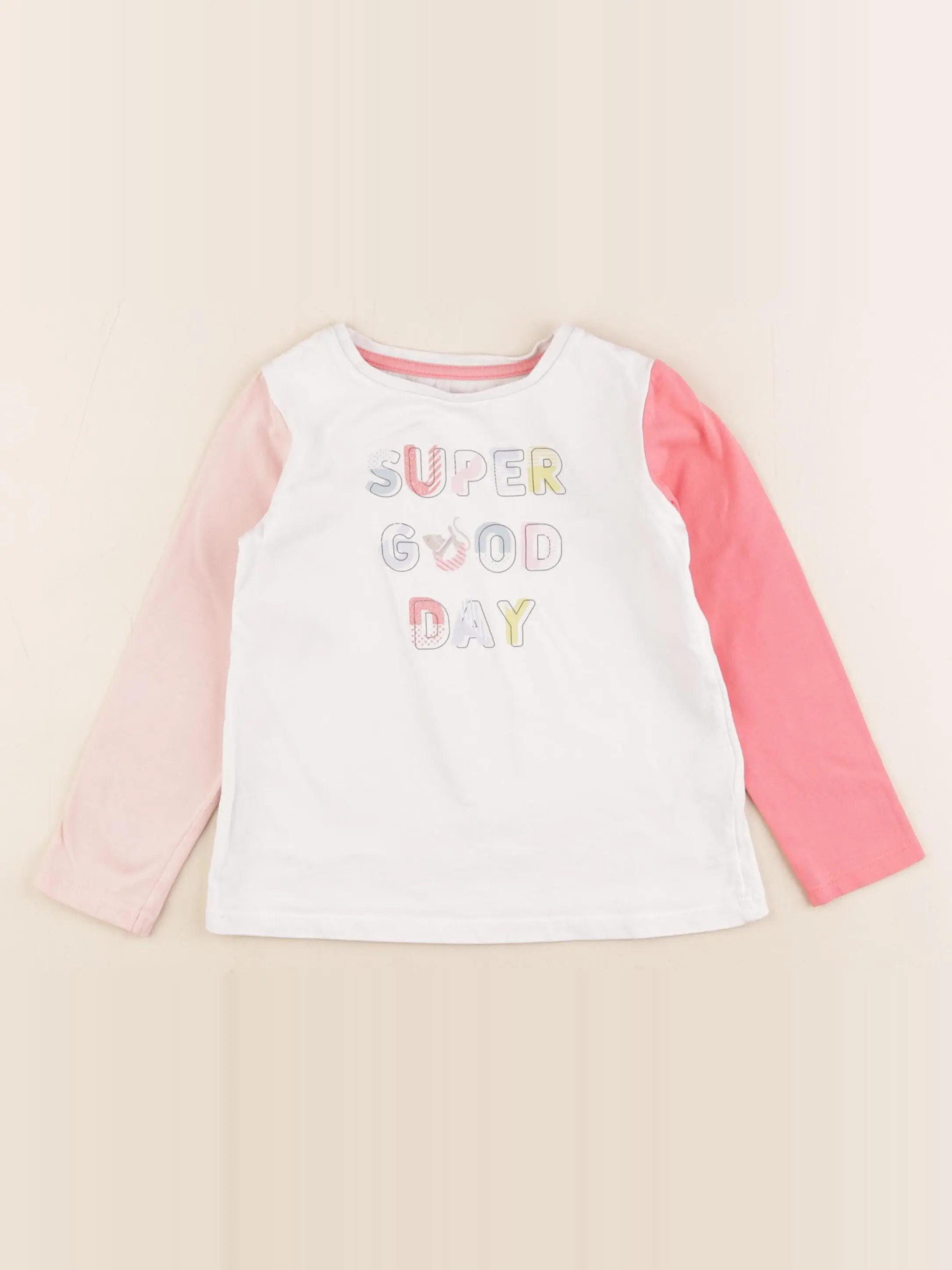 Tee-shirt blanc, rose