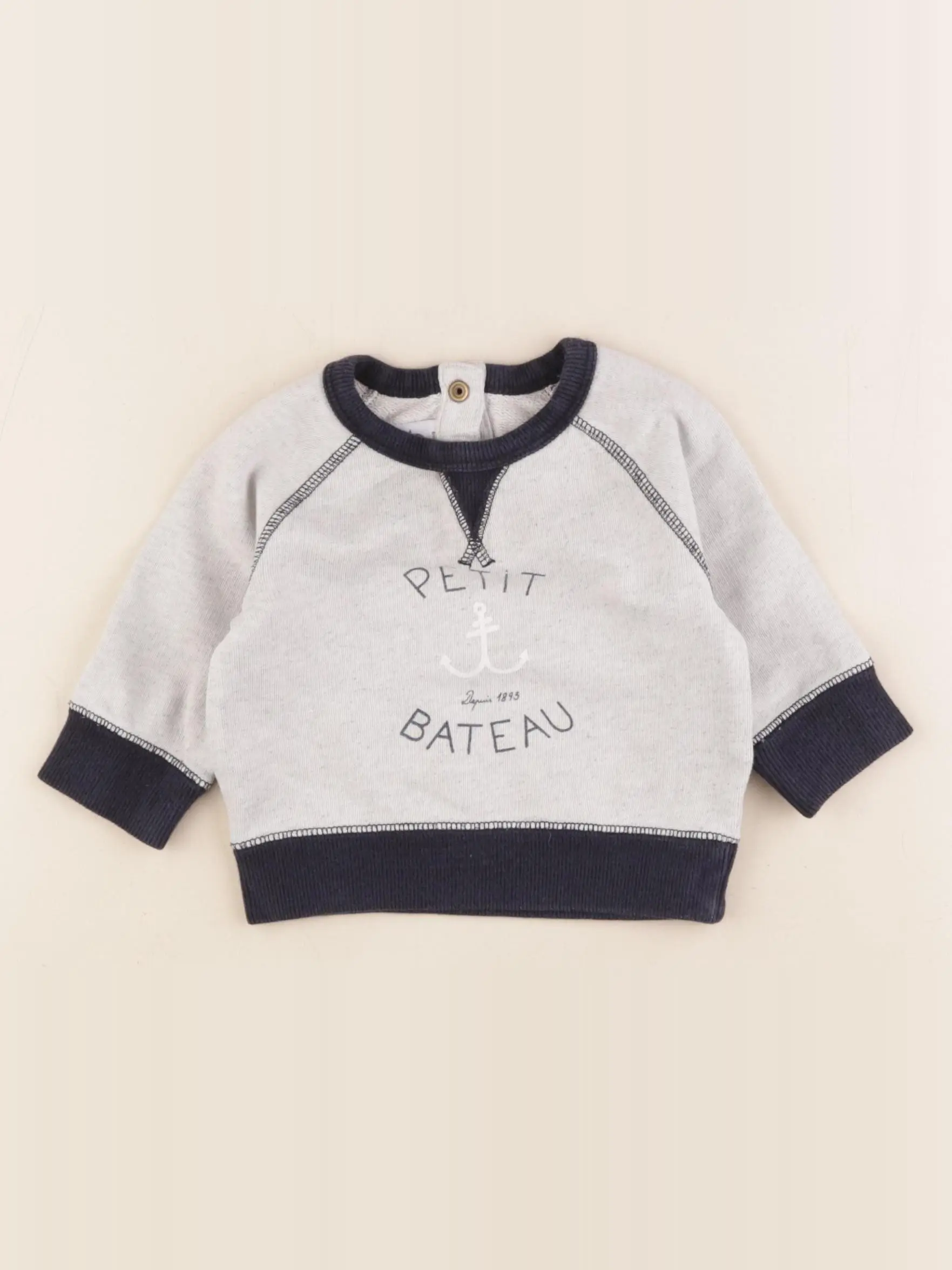 Sweat gris