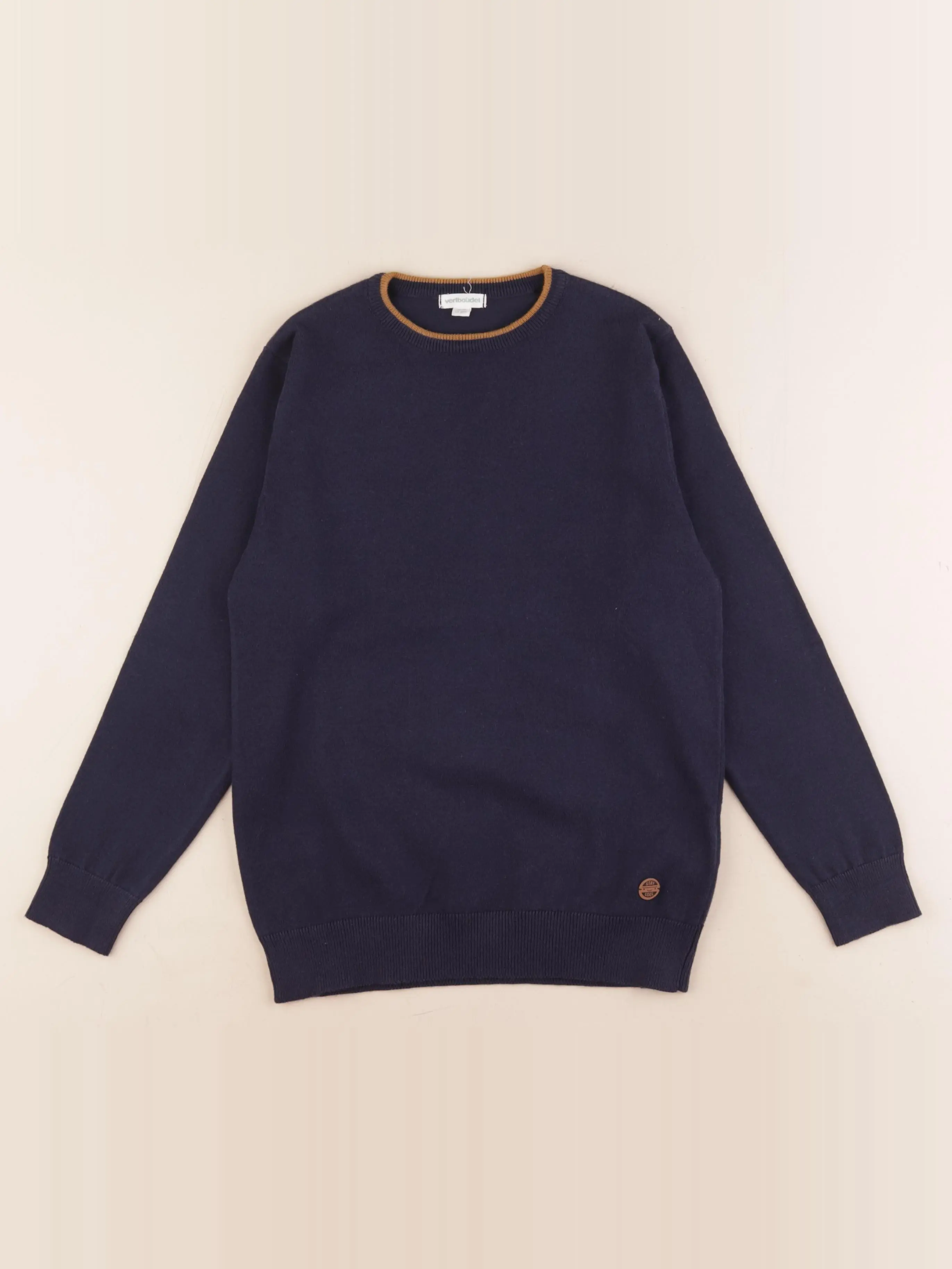 Pull bleu