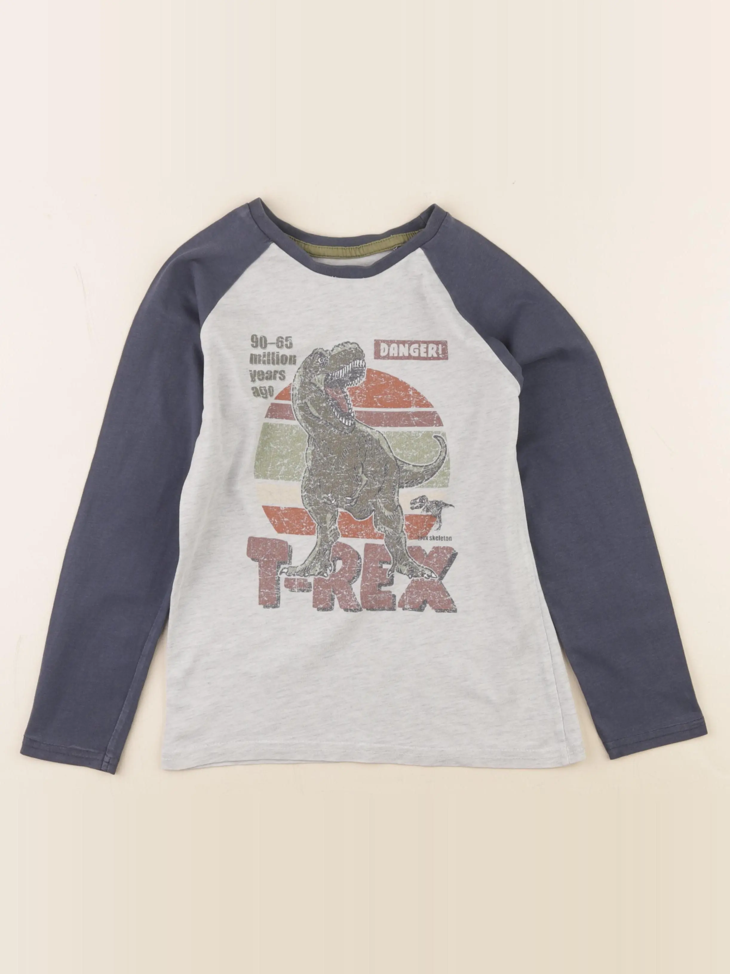 Tee-shirt gris, bleu