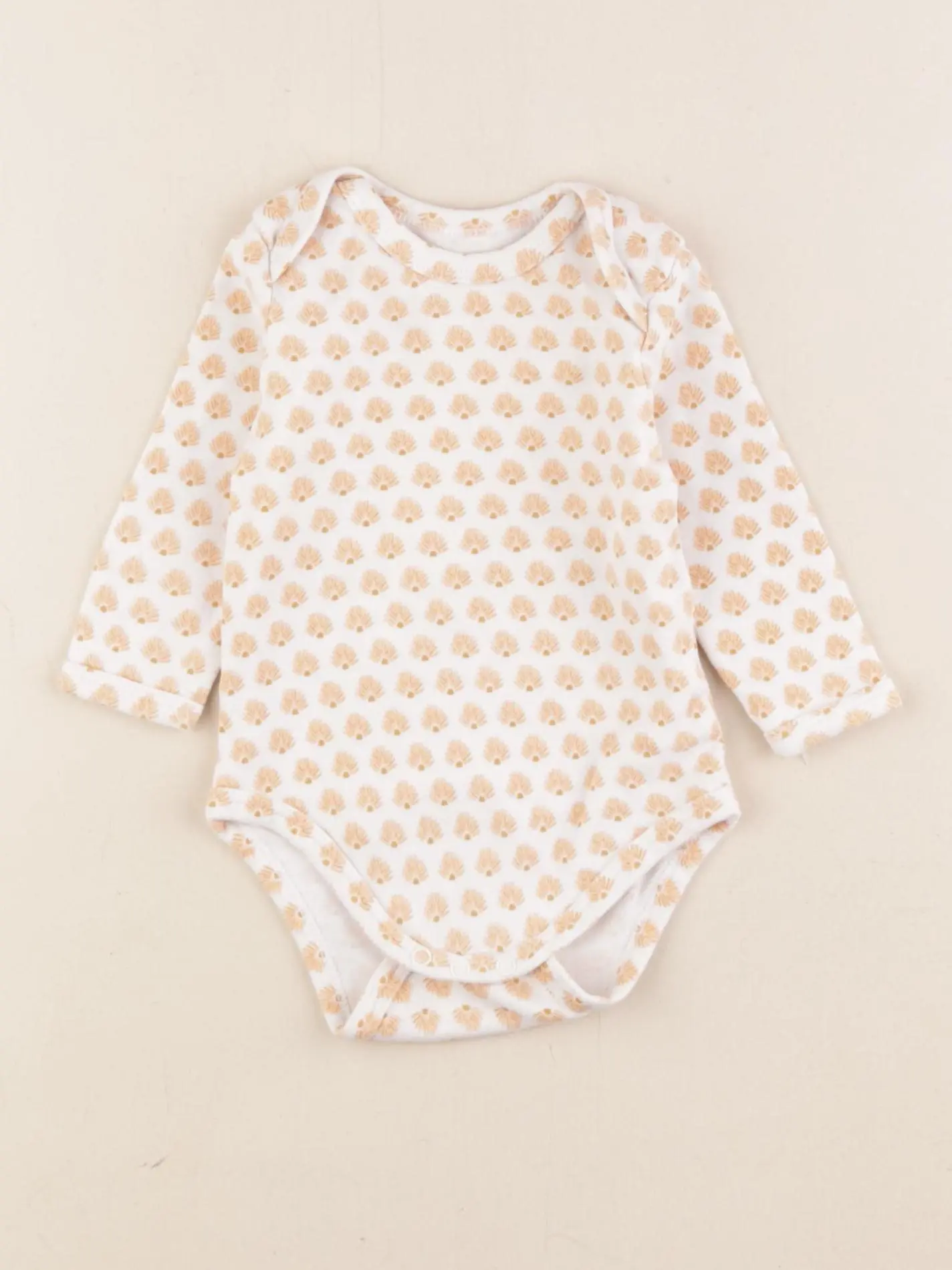 Body beige, orange