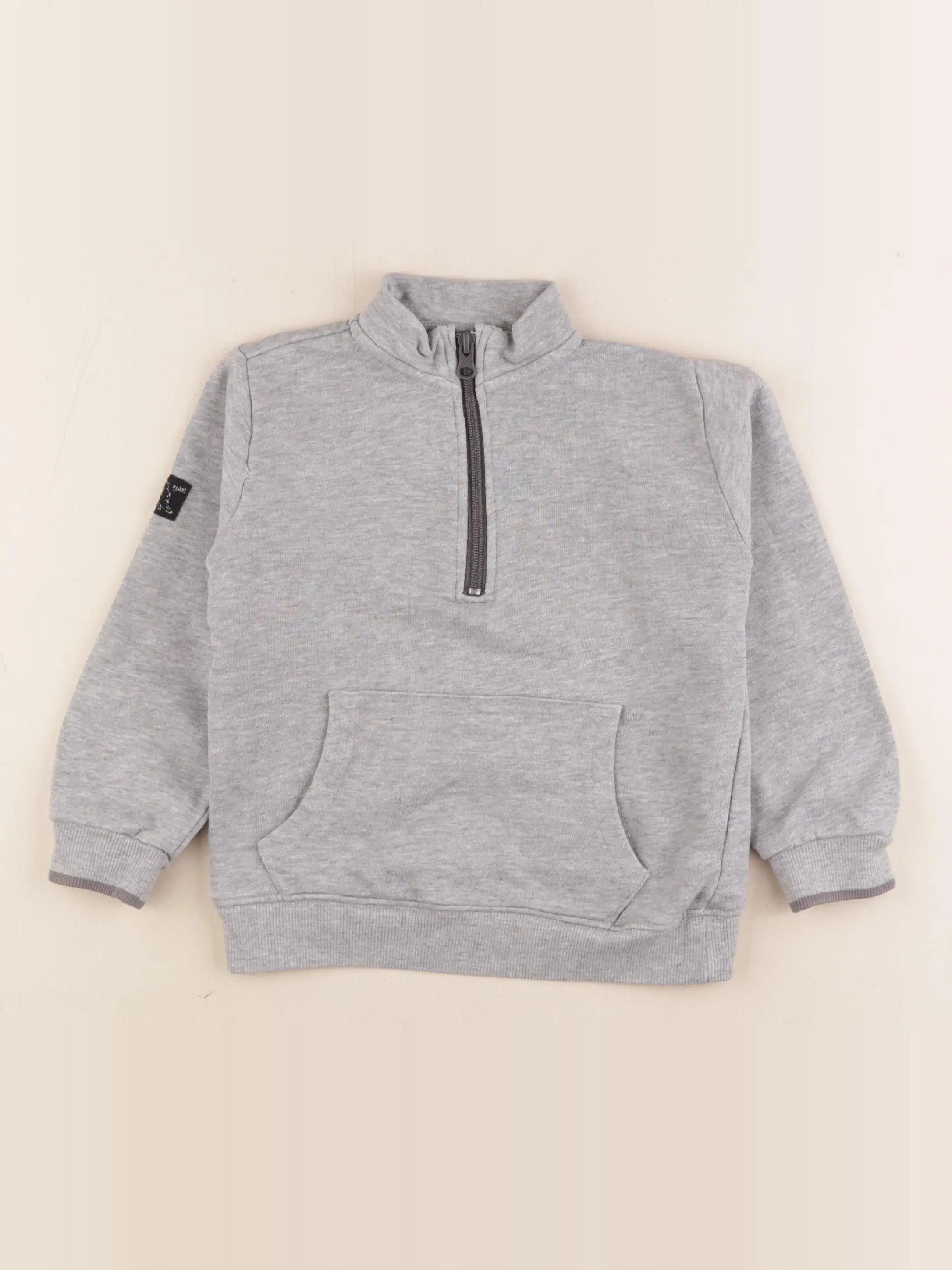 Sweat gris